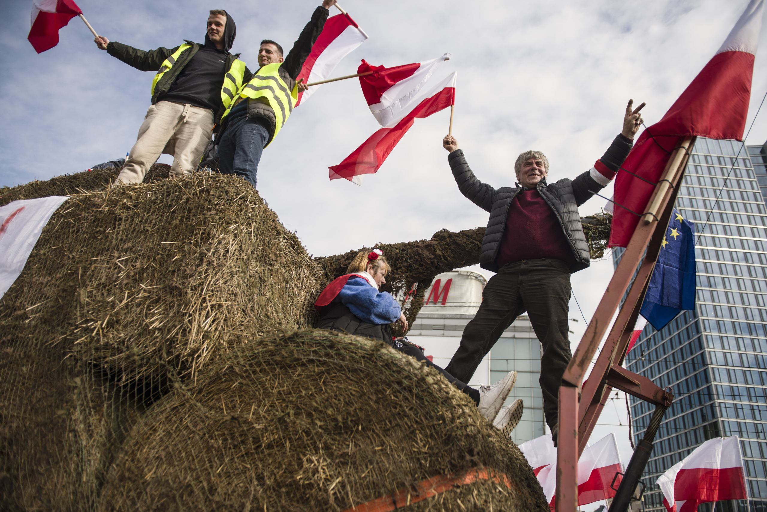 War, business, and politics: Poland&rsquo;s support for Ukraine amid agricultural protests