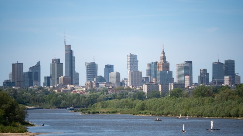 Poland&rsquo;s GDP growth nears 4% in 2Q amid strong investment and net exports